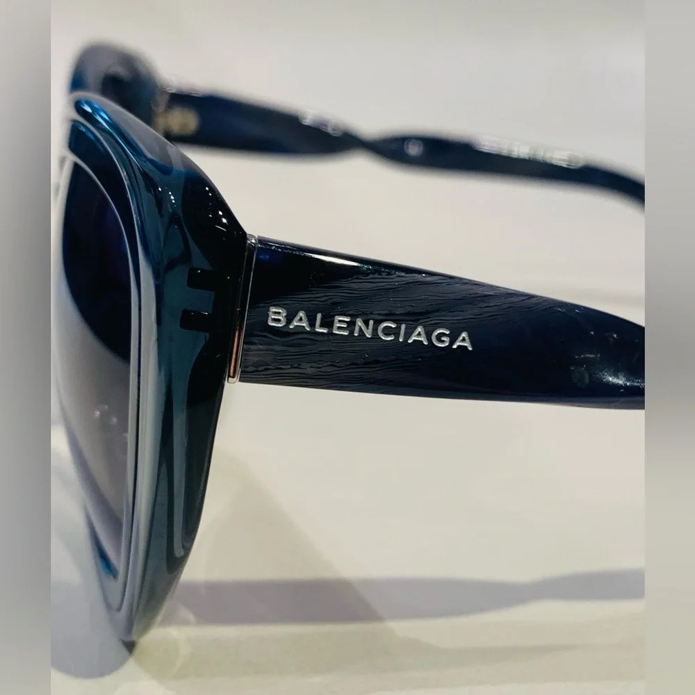 New Balenciaga Sunglasses - Picture 5 of 9